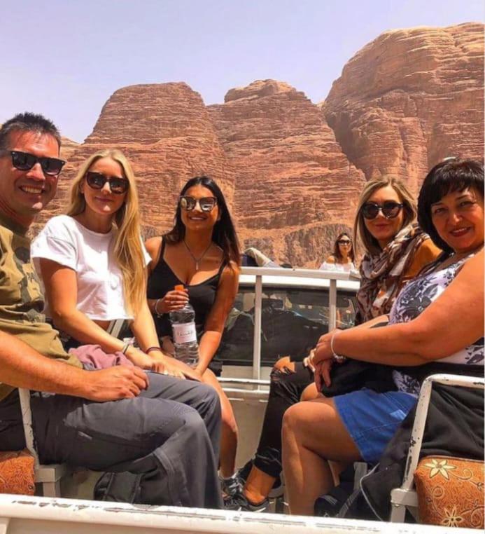 Апартаменти Saleem With Jeep Tour Ваді-Рам Екстер'єр фото